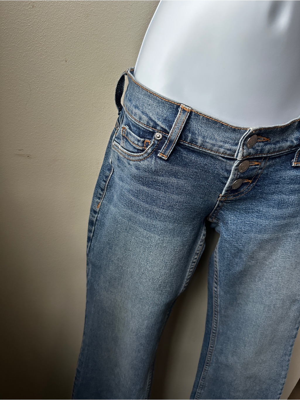 Y2k Ultra Low Rise Flare Jeans Bootcut Button Fly Light Wash Denim 2000s Indie M — image 6 of 8